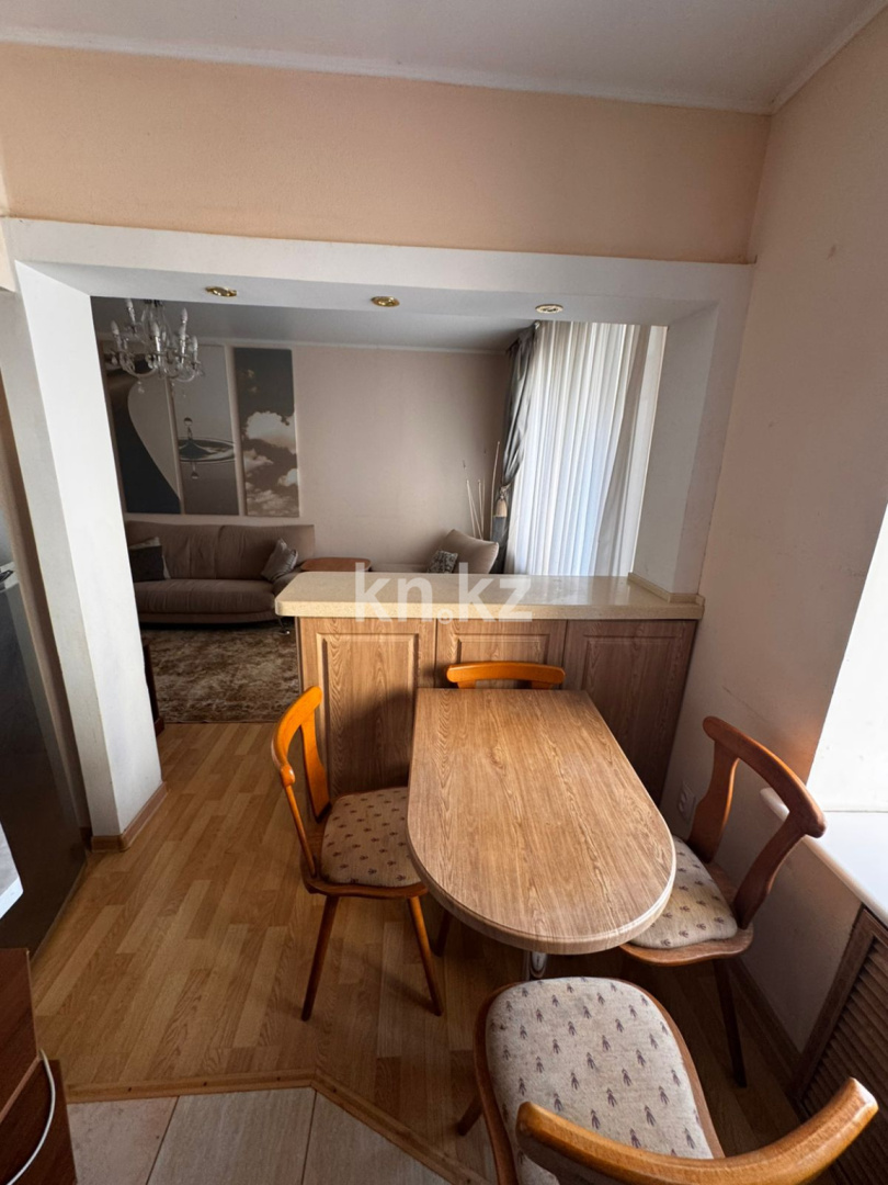 Продажа 3-комнатной квартиры, 60.4 м², Бухар Жырау, дом  45 - Продажа квартир в Караганде фото 2 из 3