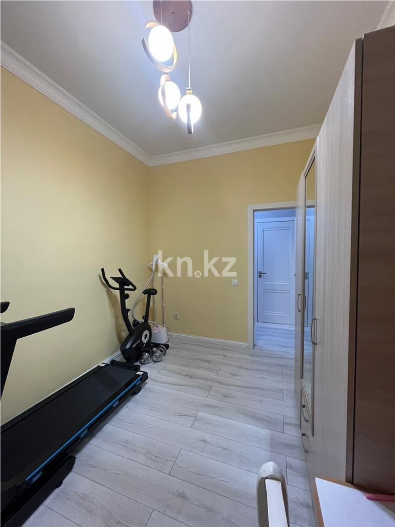 Продажа 3-комнатной квартиры, 68 м², ул. Дюсембекова в Караганде - фото 8