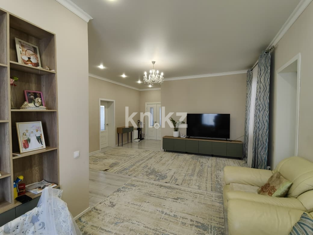 Продажа 5-комнатного дома, 232 м² - Аренда квартир помесячно в Таразе фото 18 из 39