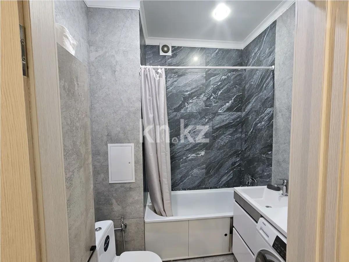 Продажа 1-комнатной квартиры, 40 м², ул. Толе би, дом  57 в Астане - фото 5
