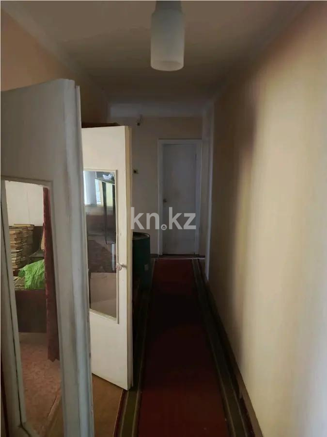 Продажа 3-комнатной квартиры, 60 м², мкр-н Восток-1, дом  2 в Караганде - фото 5