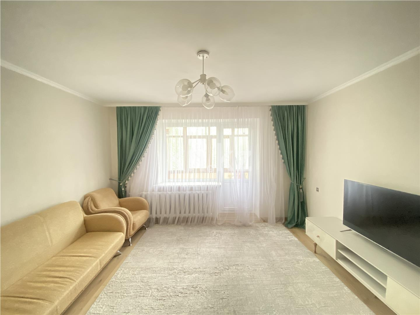 Продажа 4-комнатной квартиры, 76.7 м², ул. Ташенова - Продажа  четырехкомнатных квартир в Астане фото 1 из 10