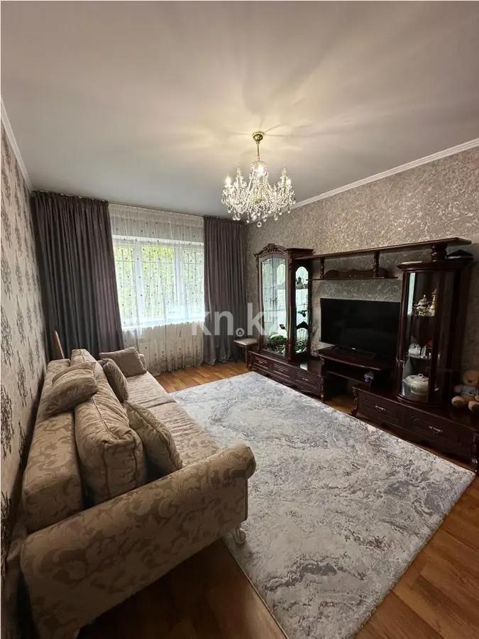 Продажа 3-комнатной квартиры, 75.6 м², мкр-н Аксай-4, дом  83 - Продажа квартир без посредников в Алматы фото 1 из 5