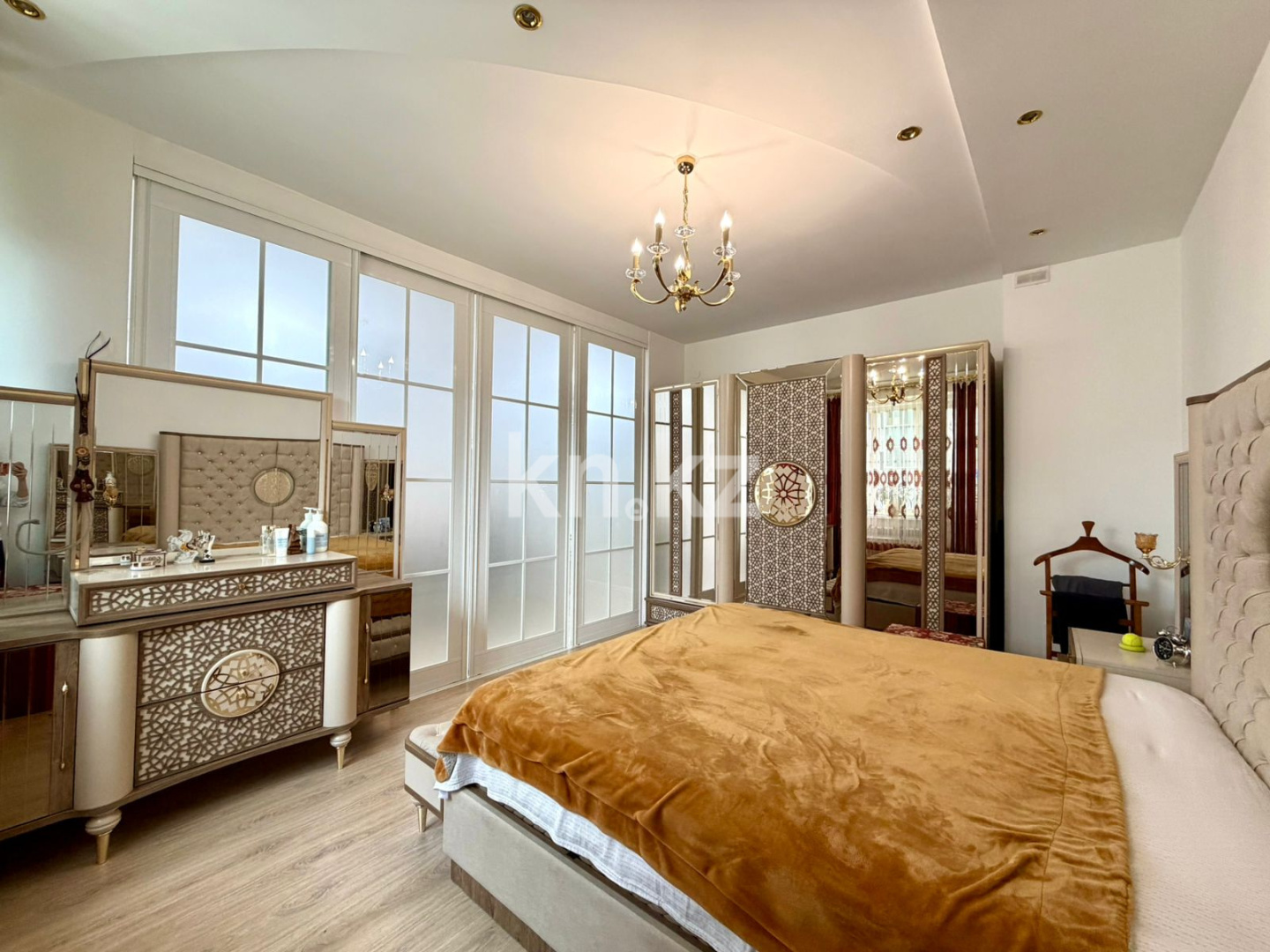 Продажа 4-комнатной квартиры, 138.6 м² - Продажа четырехкомнатных квартир в Алматы фото 9 из 31