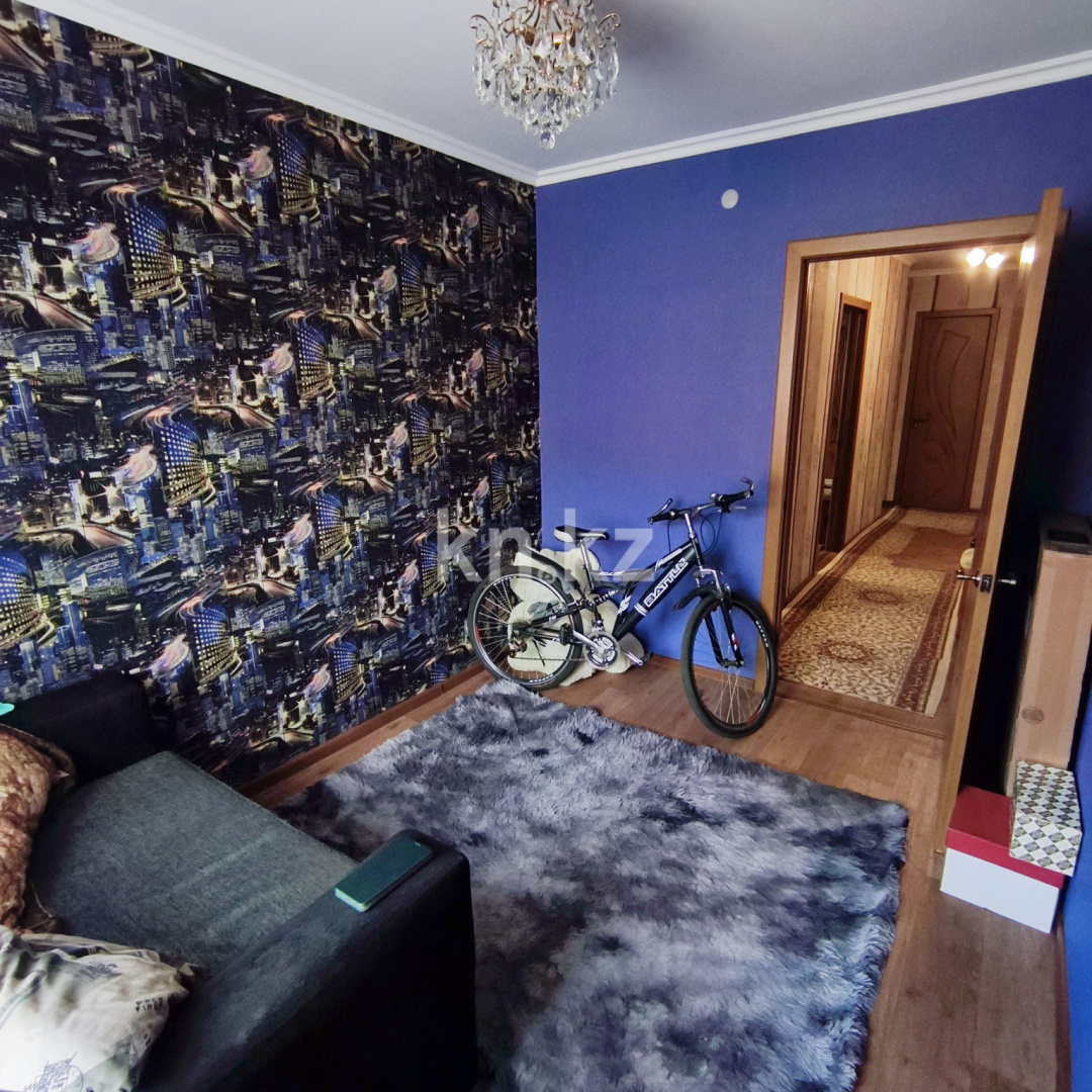 Продажа 4-комнатной квартиры, 74.6 м², ул. Гоголя, дом  51/1 - Продажа  четырехкомнатных квартир в Караганде фото 11 из 22