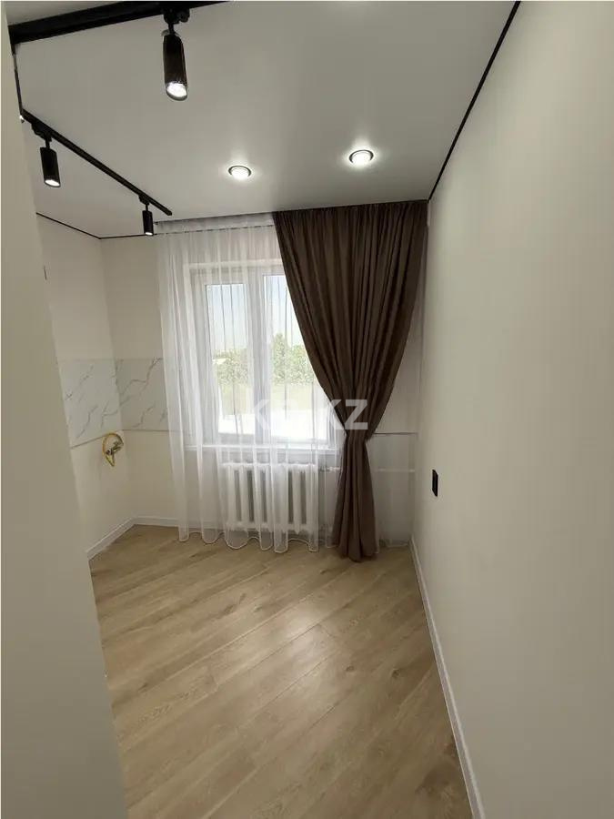 Продажа 1-комнатной квартиры, 33.3 м², мкр-н 4, дом  27А в Алматы - фото 2