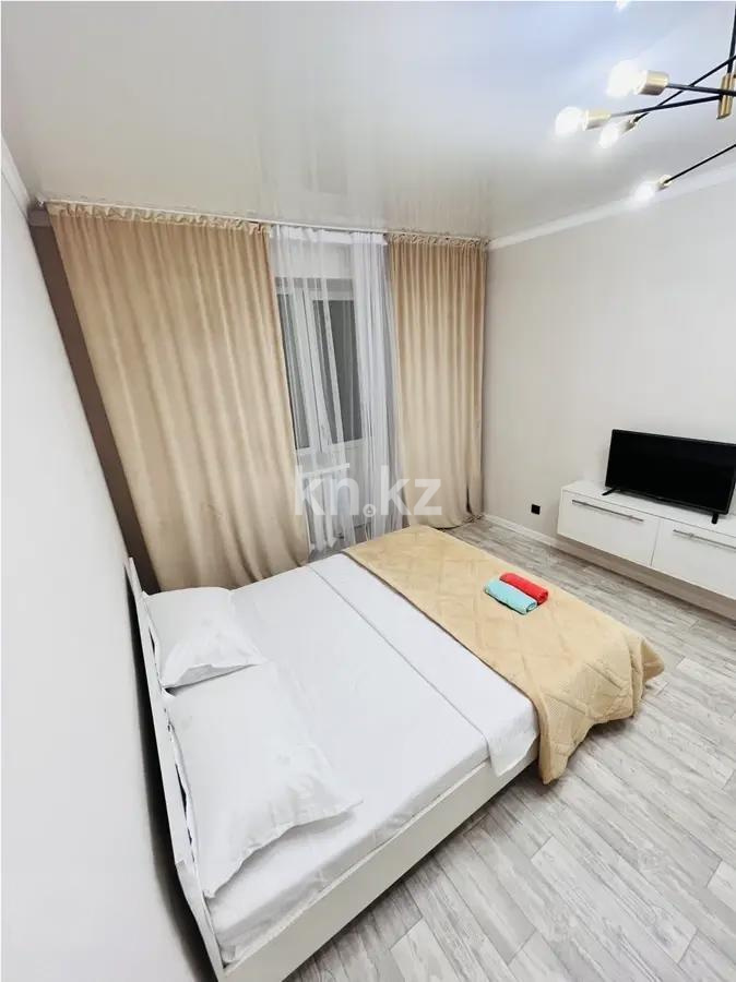 Продажа 1-комнатной квартиры, 38 м², ул. Жубанова, дом  10а - Продажа квартир в Астане без посредников фото 1 из 4