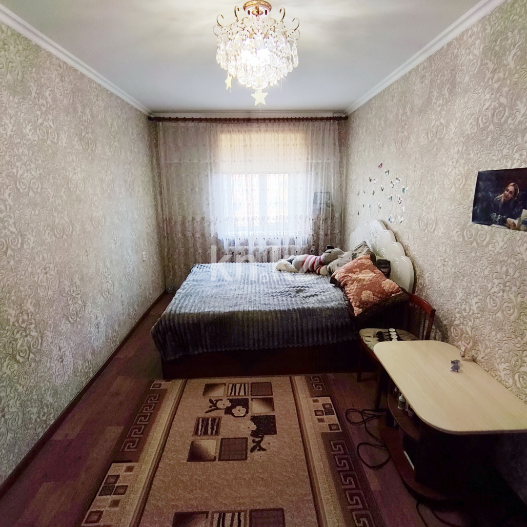 Продажа 4-комнатной квартиры, 74.6 м², ул. Гоголя, дом  51/1 - Продажа  четырехкомнатных квартир в Караганде фото 4 из 22