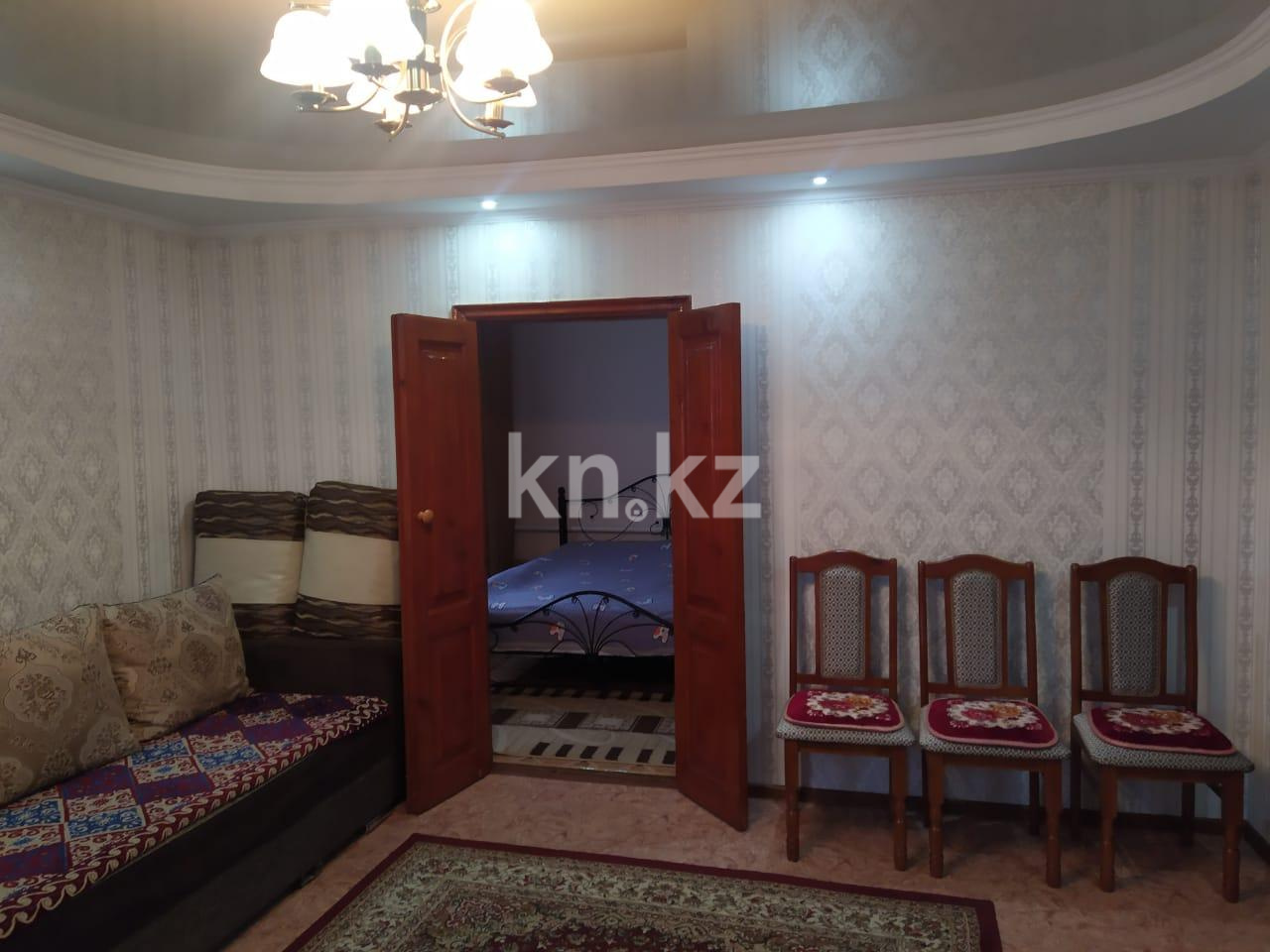 Продажа 4-комнатного дома, 80 м², ул. Бадина - Продажа домов, коттеджей в Казахстане фото 2 из 11