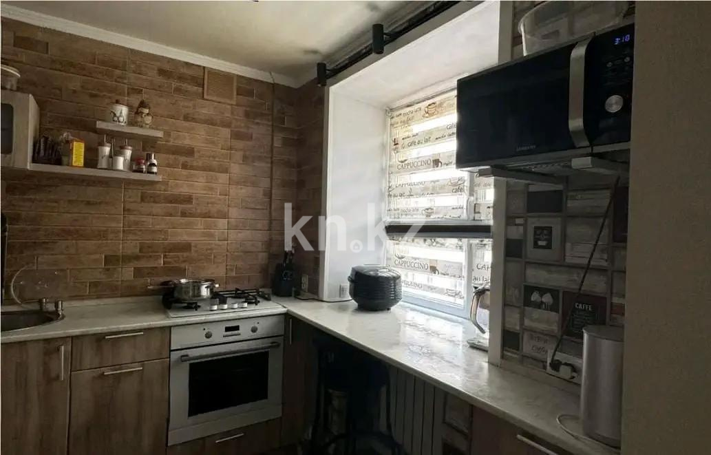 Продажа 3-комнатной квартиры, 55 м², ул. Ермекова, дом  19 в Караганде - фото 4