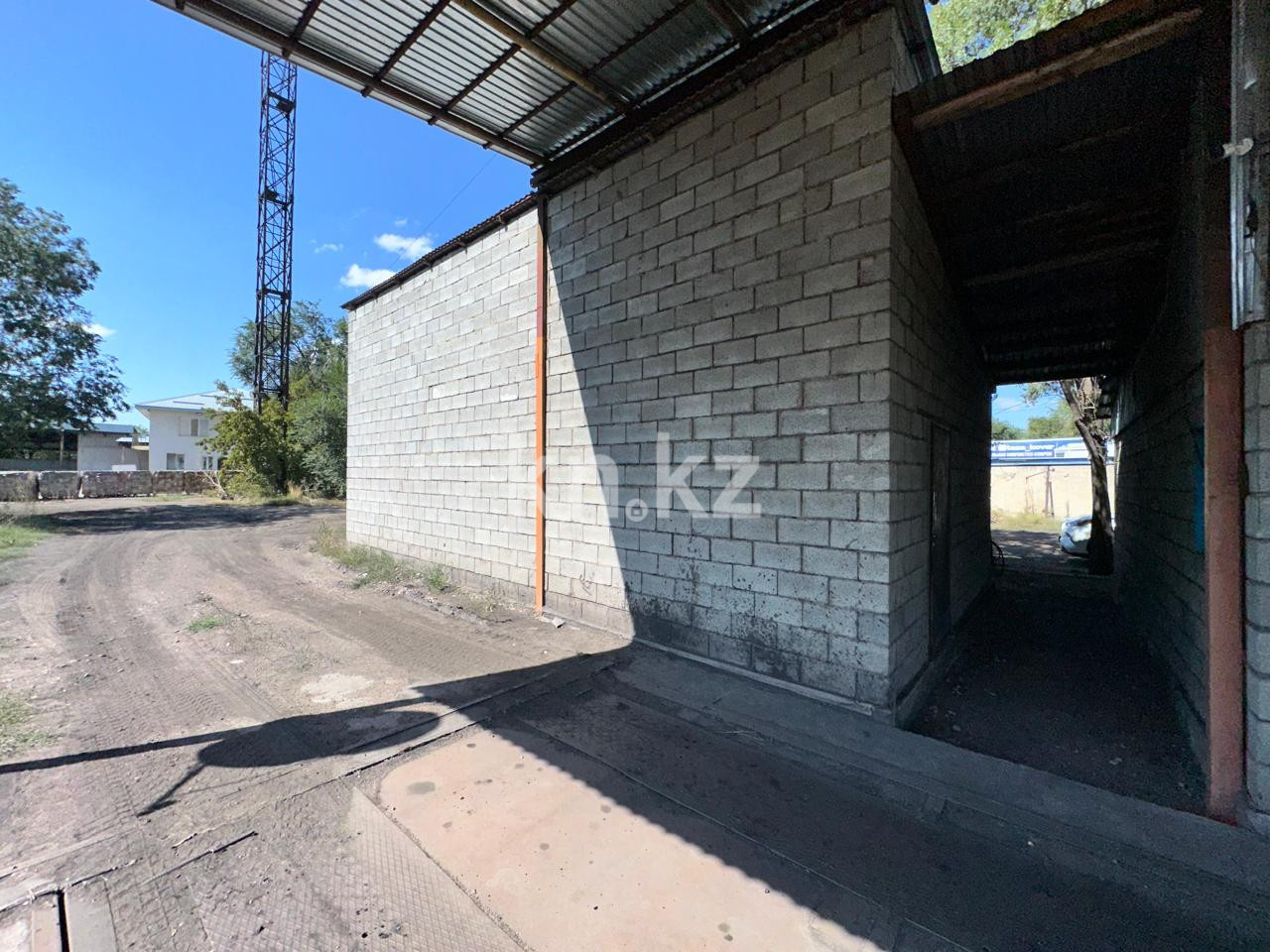 Продажа , 67 сот., пр. Жибек жолы - Продажа баз, складов и промышленной недвижимости в Алматы с фото фото 9 из 12