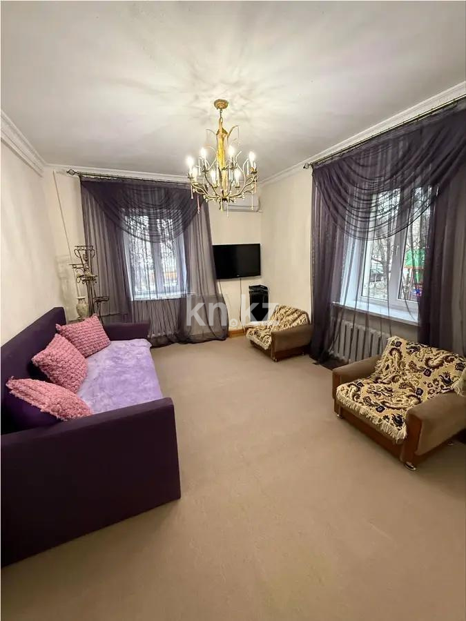 Продажа 2-комнатной квартиры, 43.2 м², ул. Манаса, дом  61 - Продажа квартир в Алматы фото 1 из 5