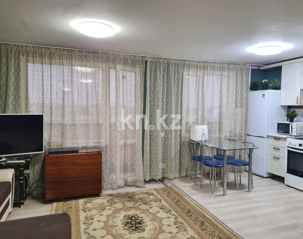 Продажа 3-комнатной квартиры, 63 м², ул. Бажова, дом  339/2 - Продажа и аренда недвижимости в Усть-Каменогорске фото 2 из 25