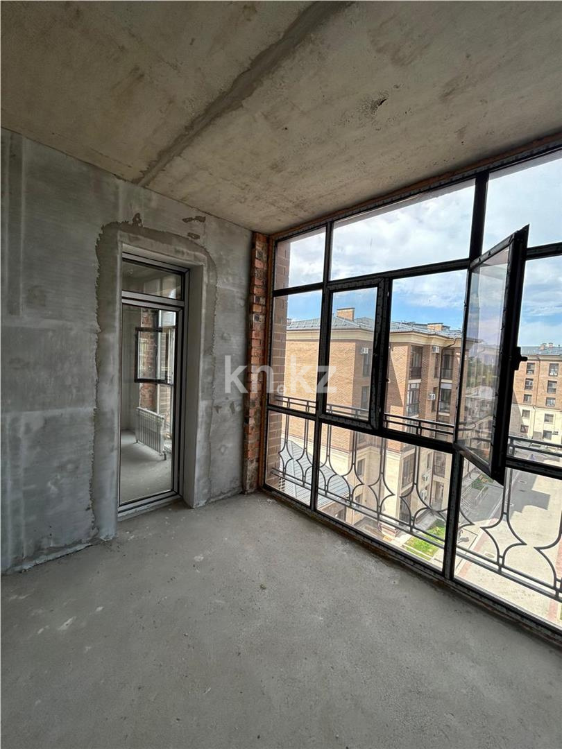 Продажа 4-комнатной квартиры, 149 м², ул. Жанибекова, дом  53 - Продажа  четырехкомнатных квартир в Караганде фото 3 из 16