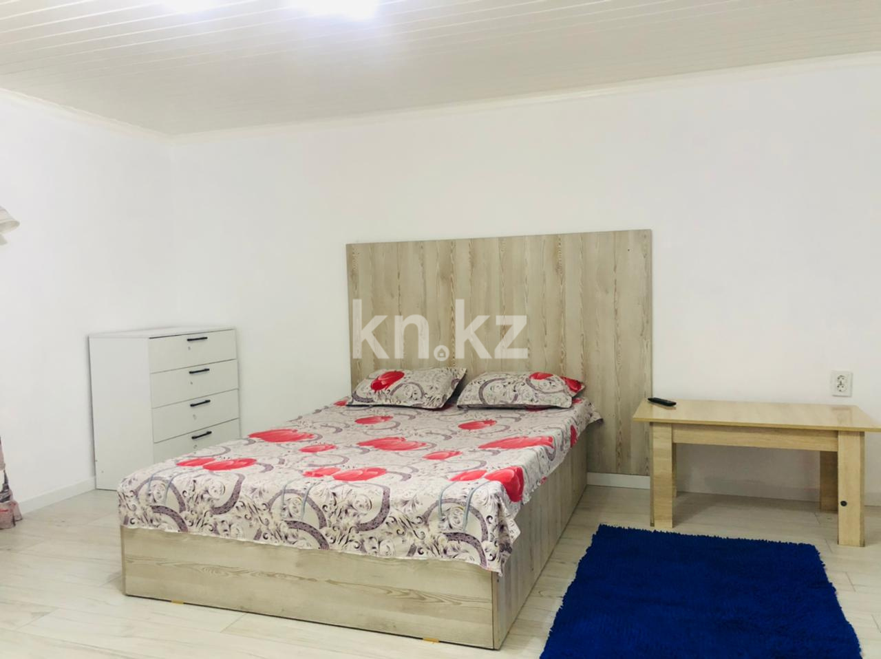 Аренда 1-комнатной квартиры посуточно, 52 м², пр. Абая, дом  92 - ул. Жарокова - Аренда квартир посуточно в Алматы с фото фото 3 из 7