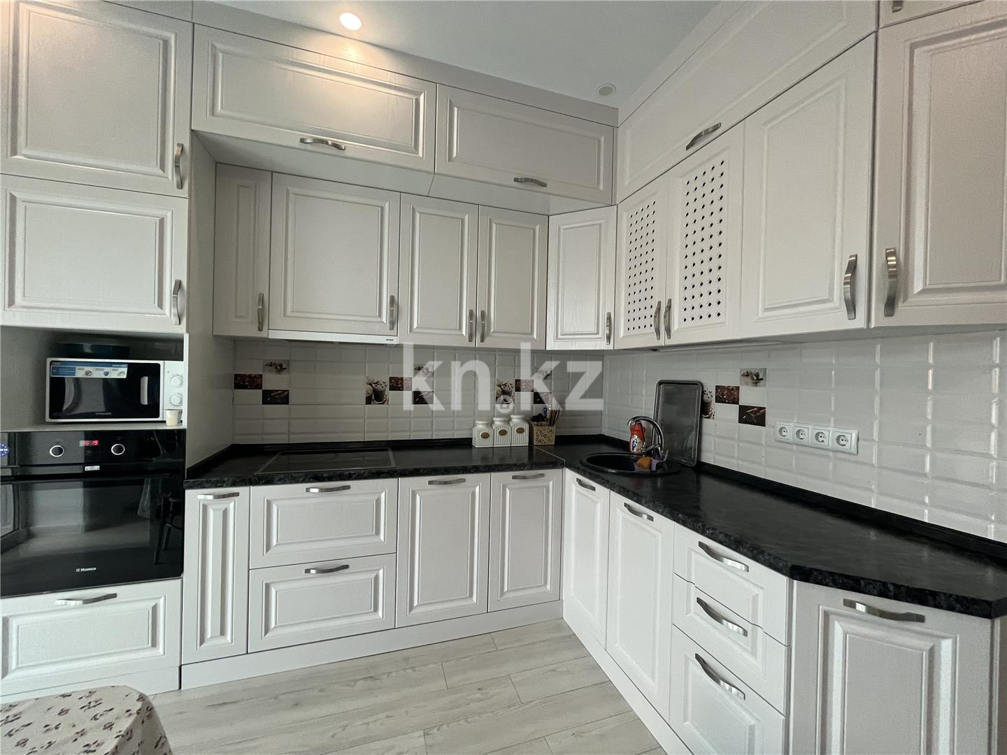 Продажа 3-комнатной квартиры, 87 м², мкр-н Степной-2 - Продажа квартир в Караганде фото 13 из 22