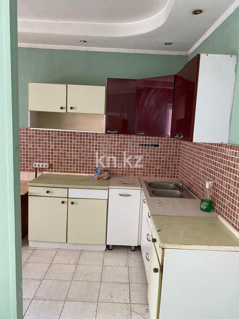 Аренда 5-комнатного дома, 240 м², пр. Кабанбай батыра в Астане - фото 8