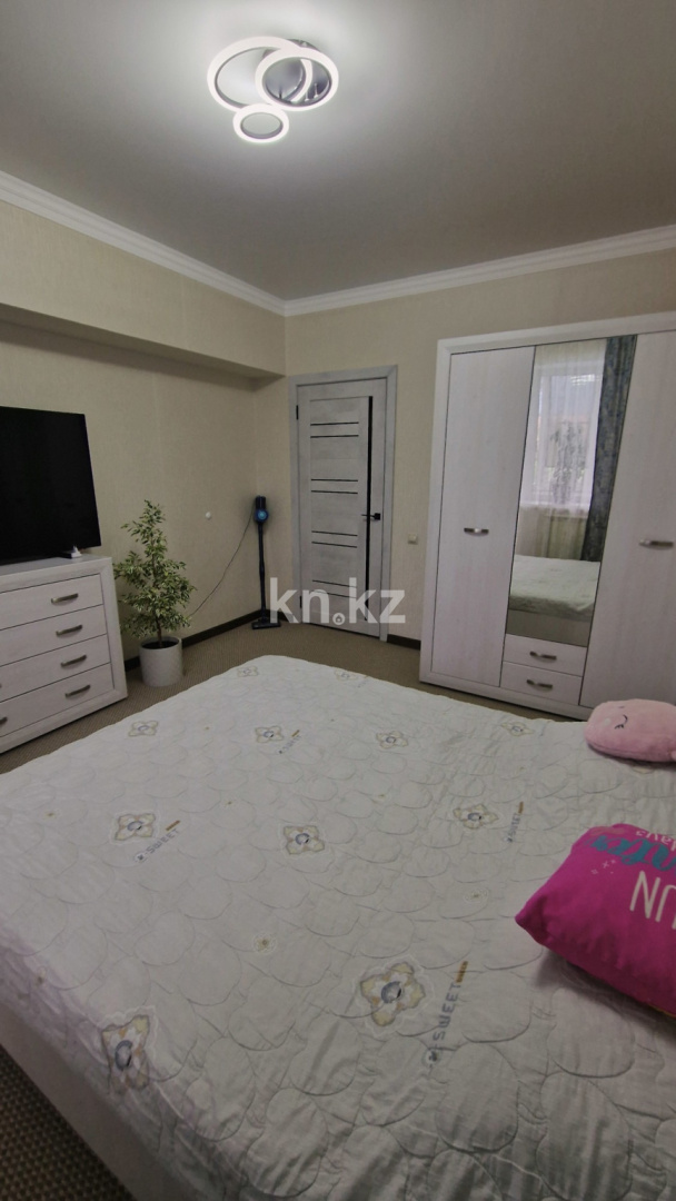 Аренда 4-комнатной квартиры, 90 м² - Аренда квартир помесячно в Алматы фото 2 из 15