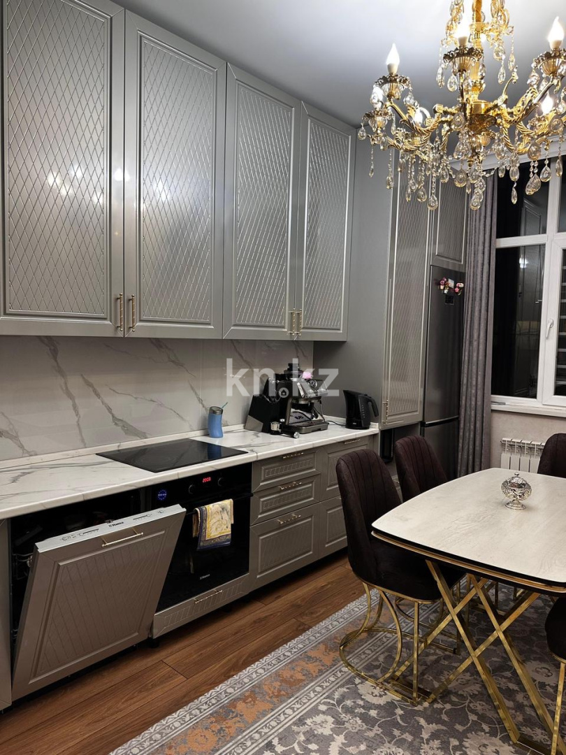 Продажа 3-комнатной квартиры, 100 м², ул. Бухар жырау, дом  34/2 - пр. Мангилик Ел - Продажа квартир в Актау фото 1 из 14