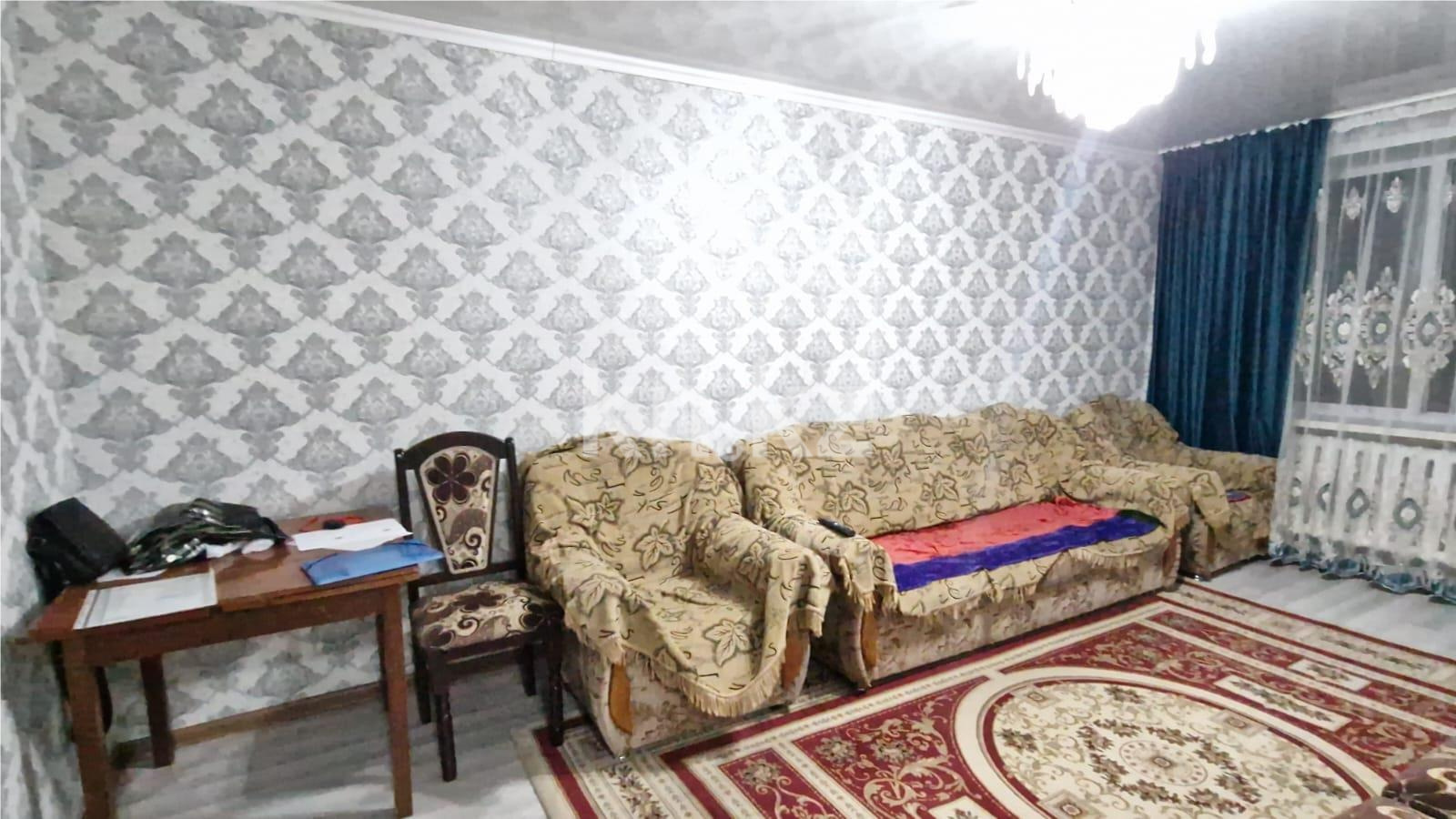 Продажа 3-комнатной квартиры, 57 м², мкр-н 22 в Караганде - фото 2