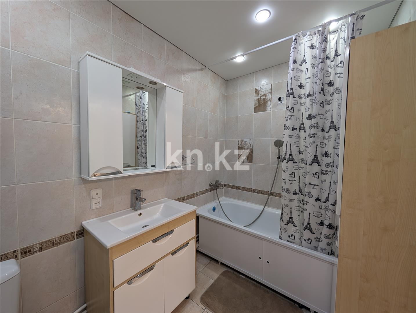 Продажа 2-комнатной квартиры, 65 м² в Караганде - фото 9