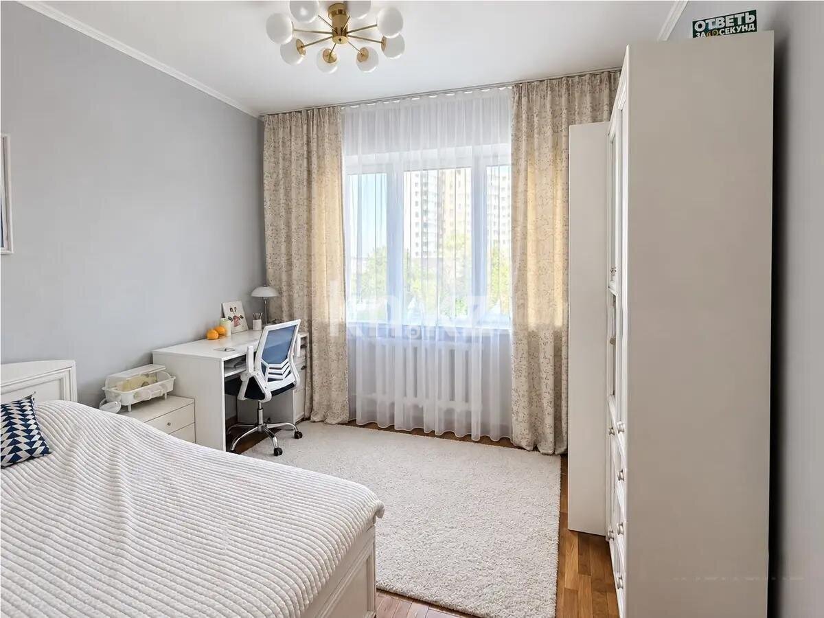 Продажа 4-комнатной квартиры, 93.8 м² в Алматы - фото 3