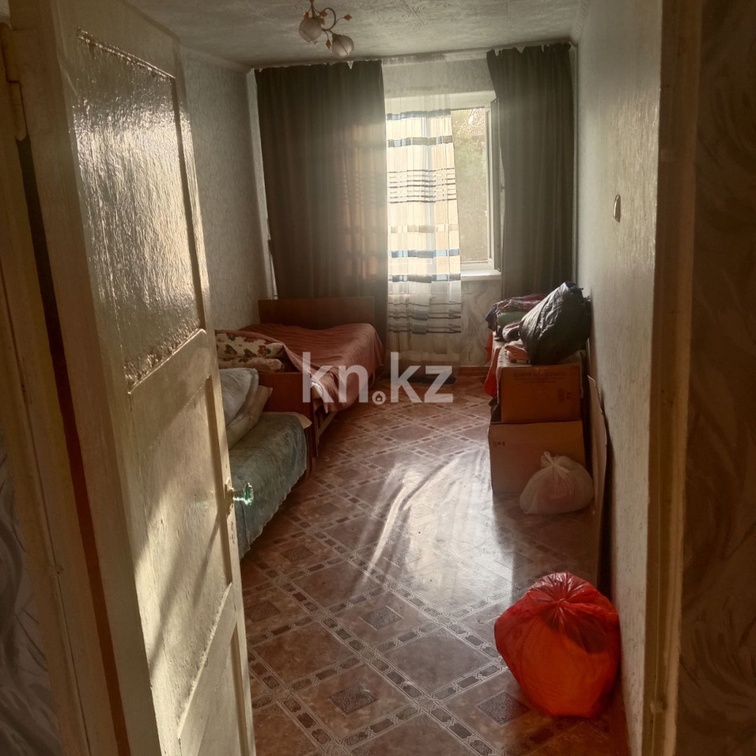 Продажа 2-комнатной квартиры, 43 м², мкр-н 13, дом  14 в Караганде - фото 2