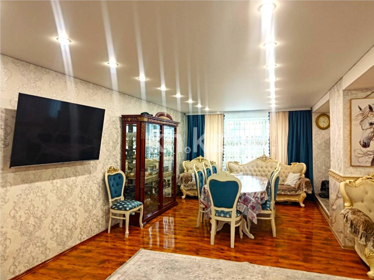 Продажа 6-комнатного дома, 200.7 м² - Продажа пятикомнатных и более домов, коттеджей в Караганде фото 4 из 15