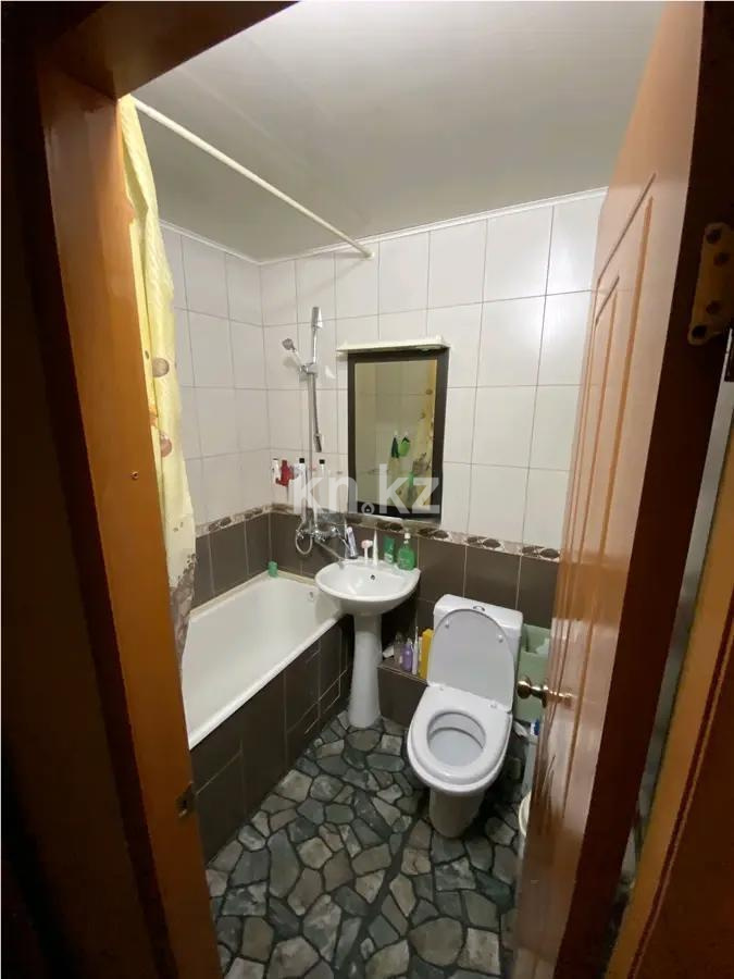 Продажа 2-комнатной квартиры, 46.4 м², мкр-н 10, дом  8 в Алматы - фото 4