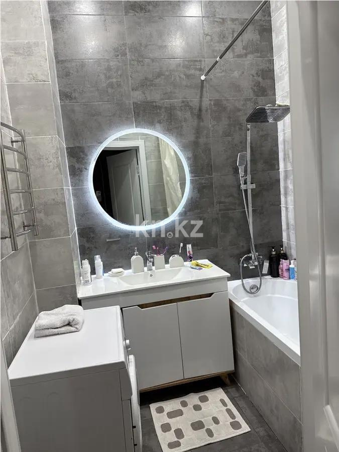 Продажа 3-комнатной квартиры, 85 м², ул. Муканова, дом  43/21 блок б в Караганде - фото 5