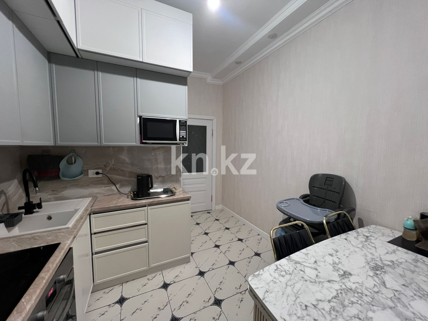 Продажа 3-комнатной квартиры, 74.7 м², ул. Дюсембекова, дом  44/2 - Продажа квартир в Караганде фото 7 из 14