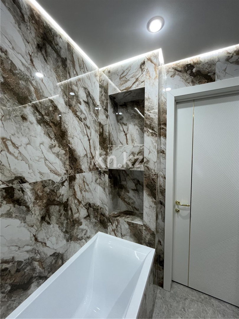 Продажа 4-комнатной квартиры, 110 м², ул. Букетова, дом  60/2 - Продажа квартир в Казахстане фото 31 из 39