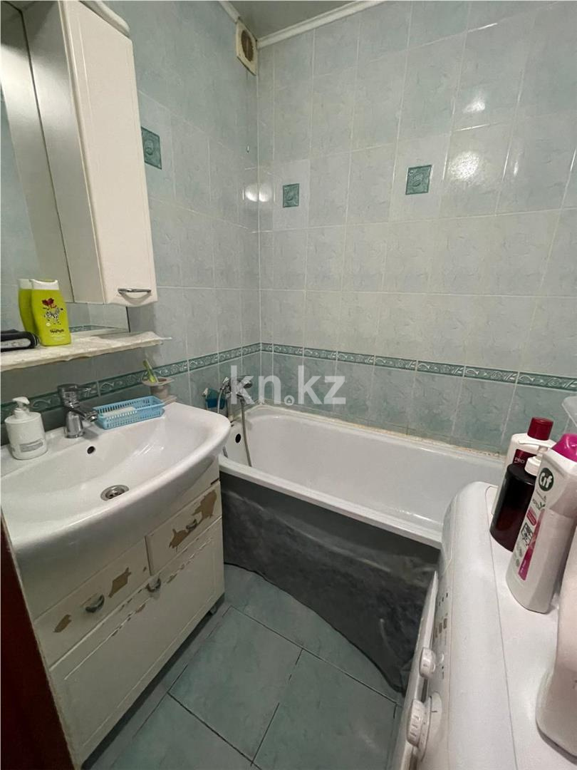 Продажа 4-комнатной квартиры, 80 м², мкр-н Степной-1, дом  5/49 - Продажа  четырехкомнатных квартир в Караганде фото 12 из 22