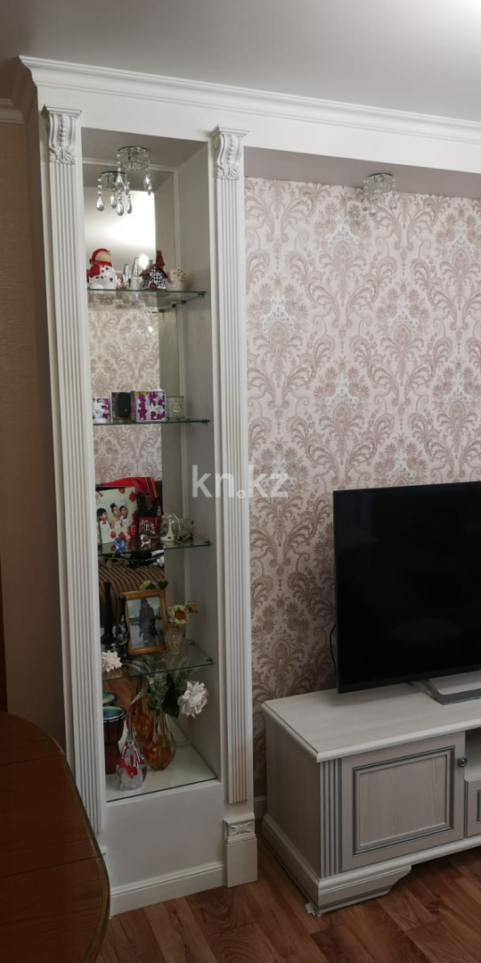 Продажа 4-комнатной квартиры, 85 м² - Продажа четырехкомнатных квартир на Юго-Востоке Караганды фото 2 из 25