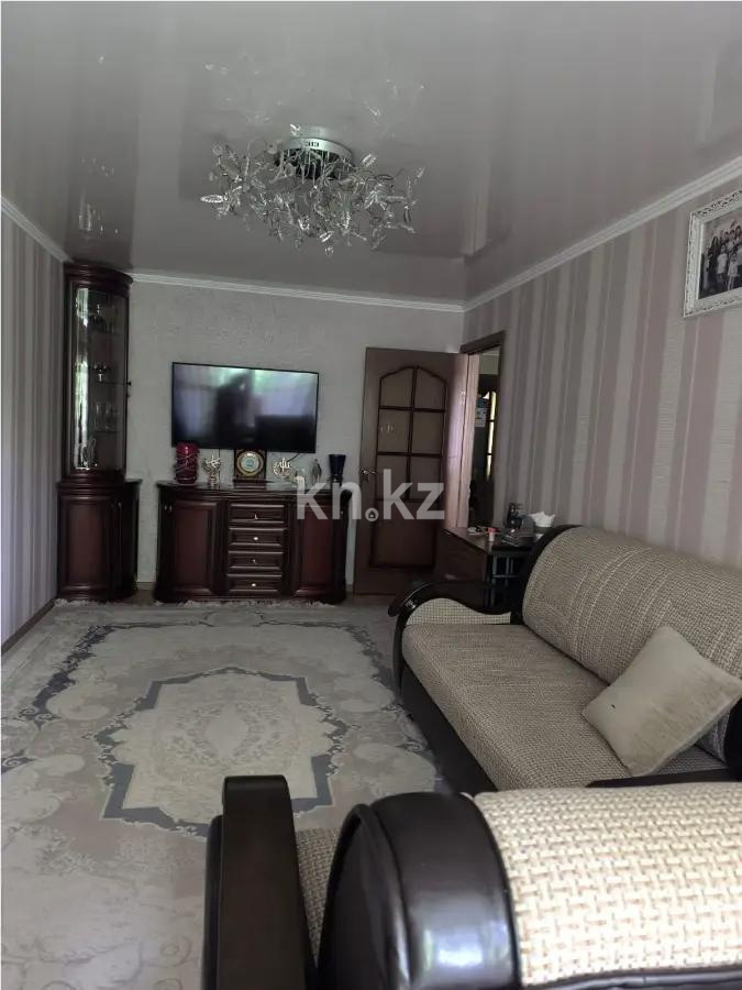 Продажа 3-комнатной квартиры, 60.4 м², ул. Шашкина, дом  27 - Продажа квартир без посредников в Алматы фото 1 из 5