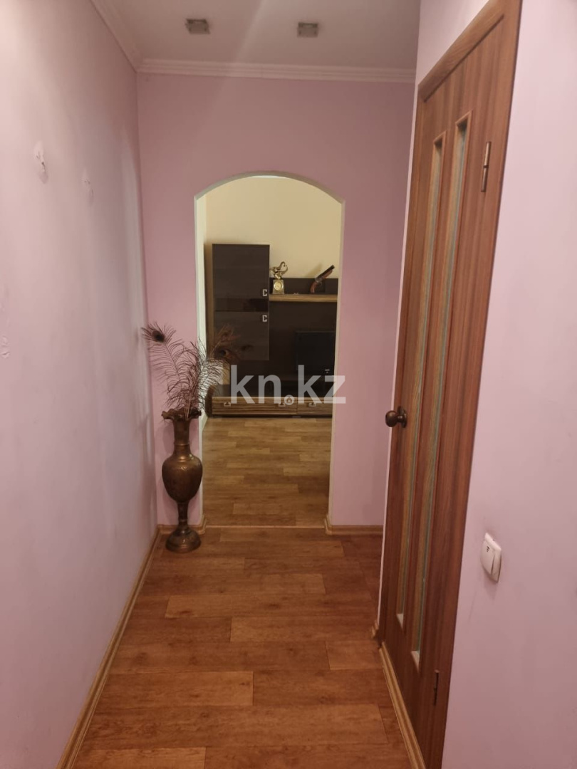 Аренда 2-комнатной квартиры посуточно, 52 м², Назарбаева проспект, дом  187 - Аренда жилой и коммерческой недвижимости в Уральске фото 2 из 8