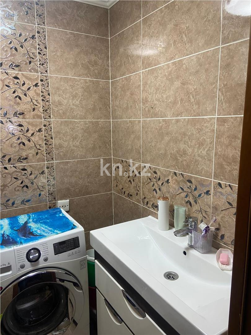 Продажа 3-комнатной квартиры, 64 м² - Продажа квартир в районе Нового рынка Караганды фото 6 из 9