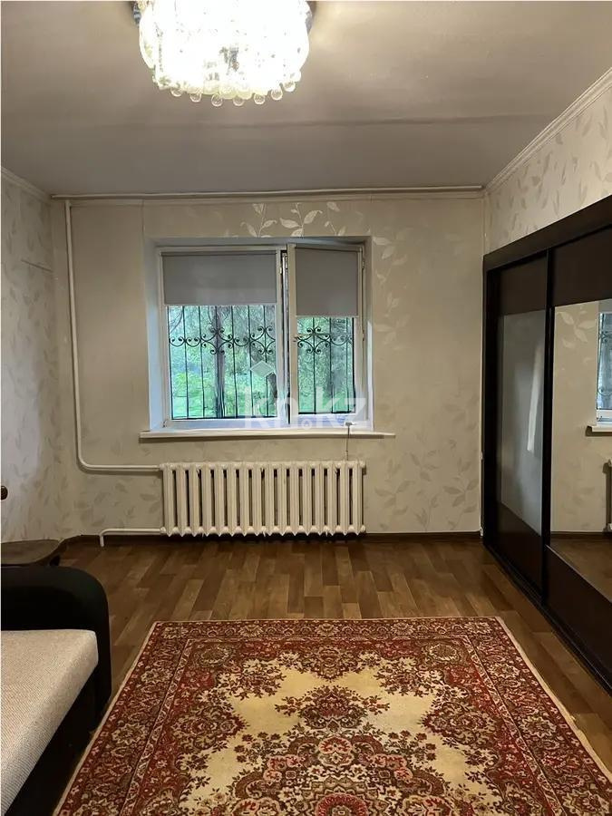 Продажа 1-комнатной квартиры, 34 м², ул. Жарокова, дом  290 - Продажа и аренда недвижимости в Алматы фото 1 из 3