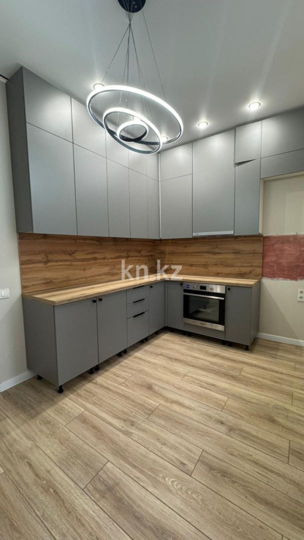 Продажа 1-комнатной квартиры, 42 м², ул. Байтурсынова, дом  14 в Астане - фото 5