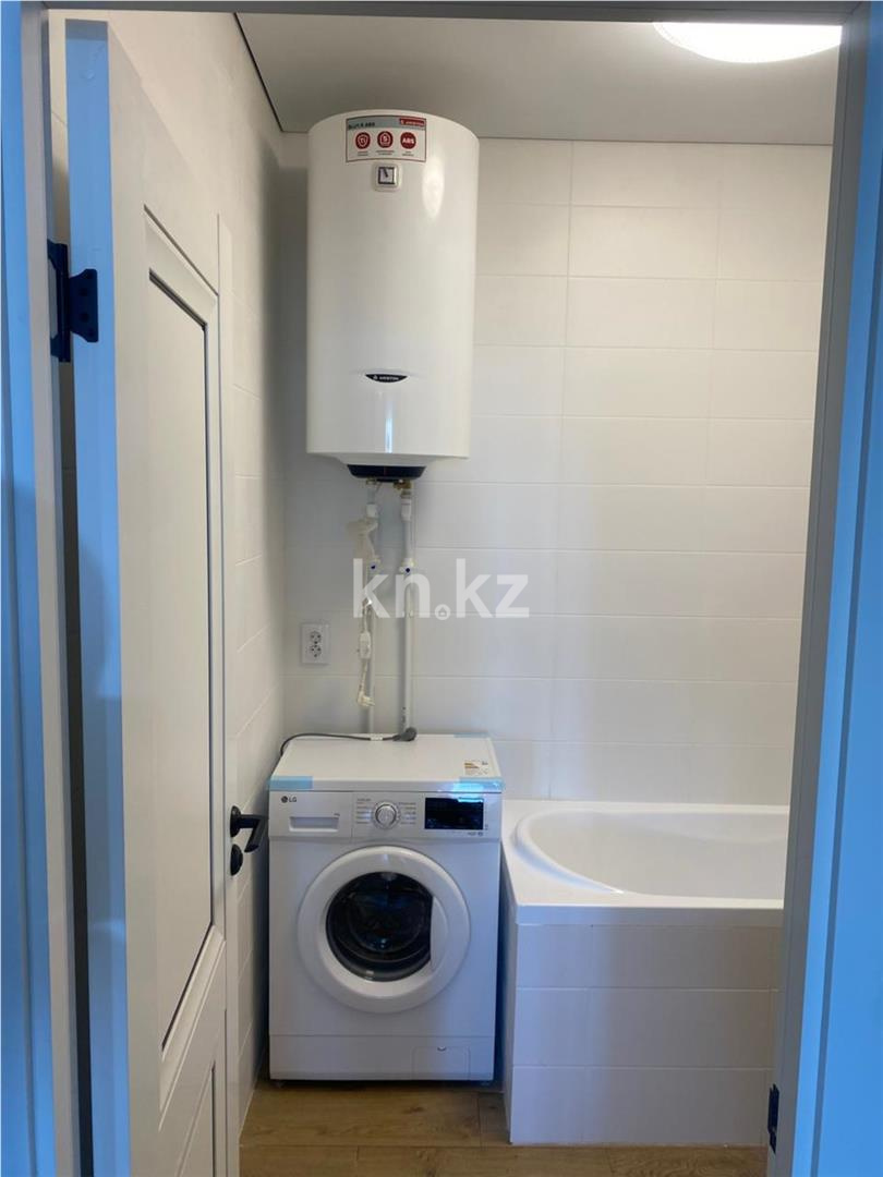 Продажа 2-комнатной квартиры, 42 м², ул. Муканова в Караганде - фото 8