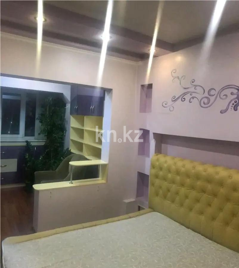 Продажа 2-комнатной квартиры, 62.8 м², ул. Толе би, дом  221 в Алматы