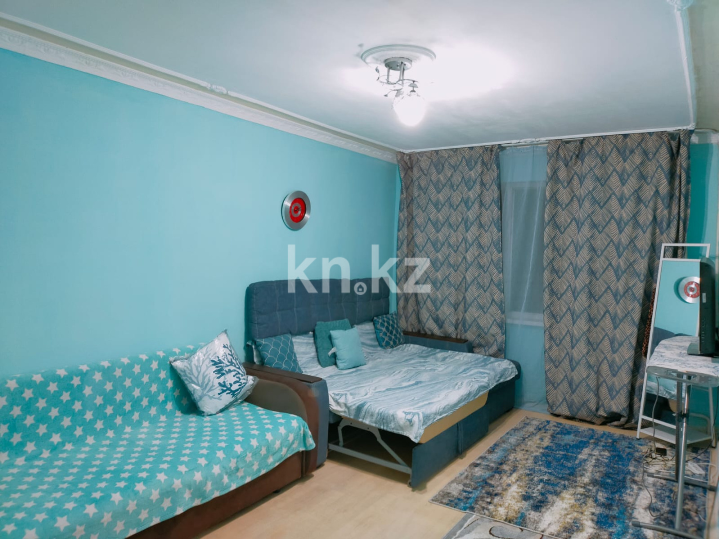 Аренда 1-комнатной квартиры посуточно, 34 м², пр. Назарбаева, дом  27 - ул. Райымбек батыра - Аренда  однокомнатных квартир посуточно в Алматы фото 1 из 9
