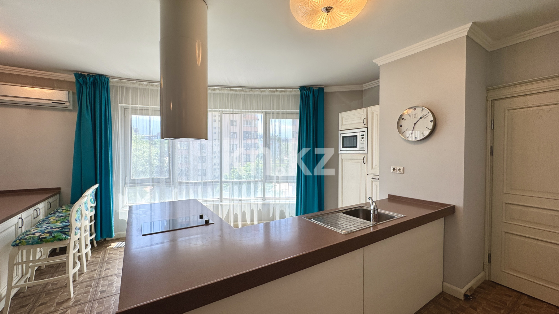 Продажа 2-комнатной квартиры, 87 м², Достык в Алматы - фото 6