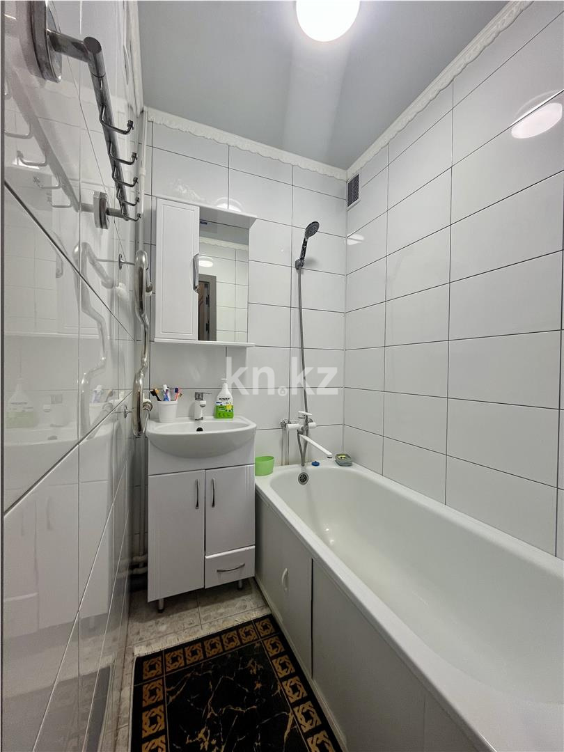 Продажа 4-комнатной квартиры, 60 м², мкр-н 7 в Темиртау - фото 12