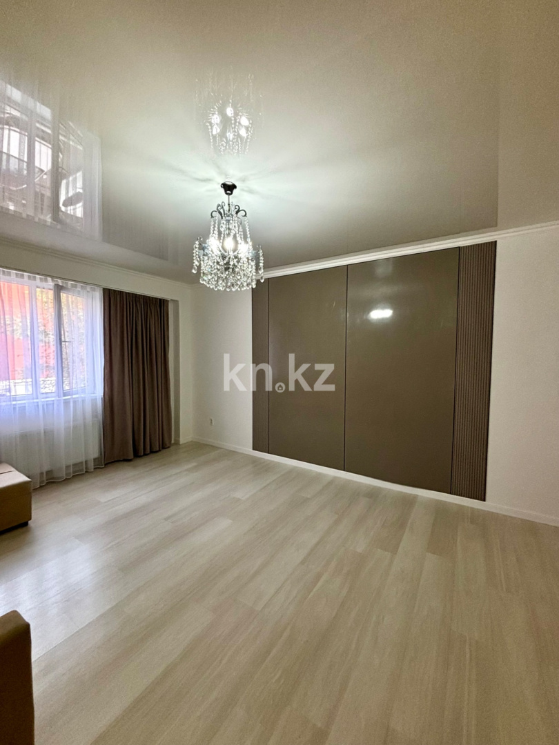 Продажа 2-комнатной квартиры, 68.5 м² в Алматы - фото 2