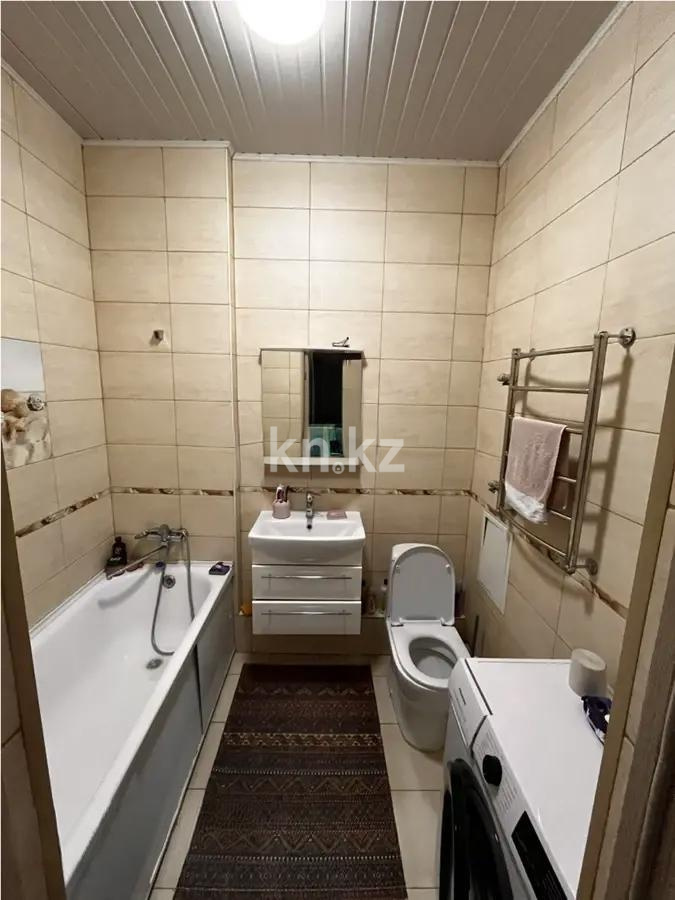 Продажа 1-комнатной квартиры, 37 м², пр. Кошкарбаева, дом  32 блок К в Астане - фото 3