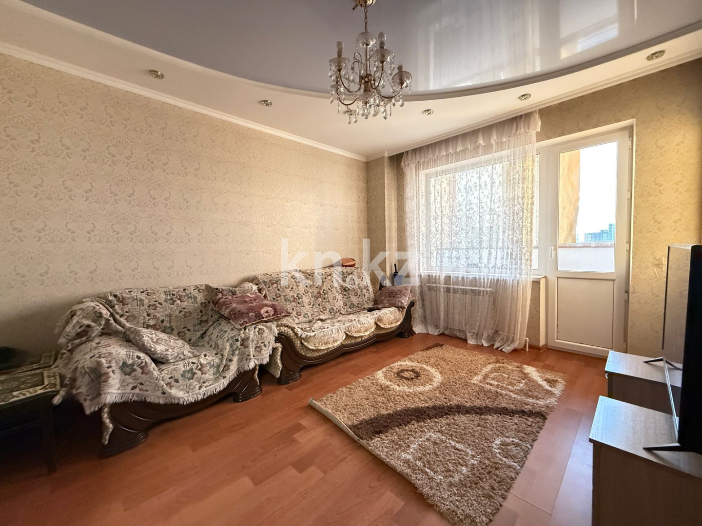 Продажа 2-комнатной квартиры, 64.9 м², пр. Шахтеров в Караганде