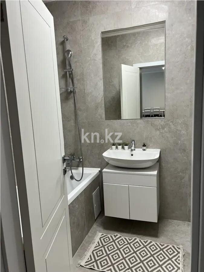 Продажа 3-комнатной квартиры, 70 м² в Алматы - фото 4