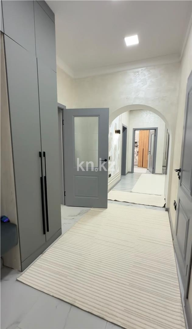 Продажа 3-комнатной квартиры, 78 м² - Продажа трехкомнатных квартир на Юго-Востоке Караганды фото 2 из 15