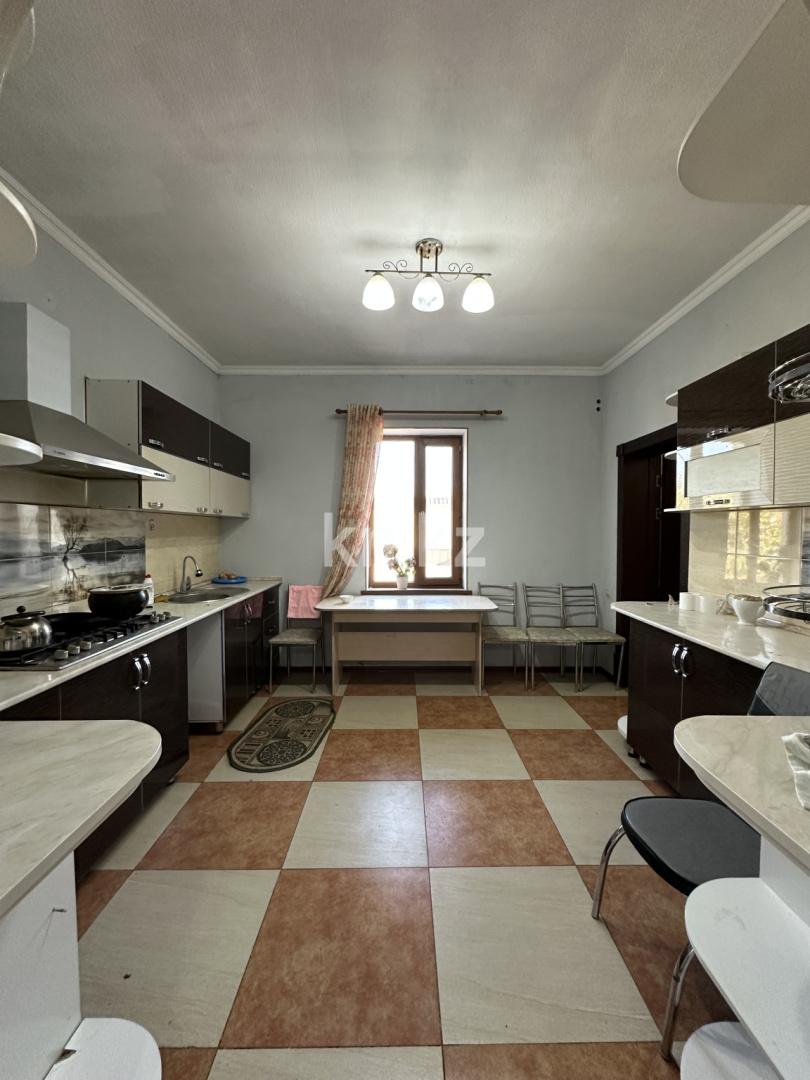 Продажа 7-комнатного дома, 280 м², Нурашбеков, дом  2 - Продажа домов, коттеджей в Казахстане фото 8 из 26